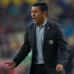 América: Diez torneos sin cesar a un técnico