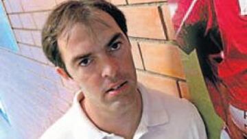 <b>APRETADO. </b>El poco presupuesto para reforzar la plantilla es un corsé incómodo para el secretario técnico del Nàstic, José Sicart.