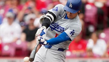 CINCINNATI, OHIO - MAY 26: Shohei Ohtani #17 of the Los Angeles Dodgers grounds out in the first inning against the Cincinnati Reds at Great American Ball Park on May 26, 2024 in Cincinnati, Ohio.   Dylan Buell/Getty Images/AFP (Photo by Dylan Buell / GETTY IMAGES NORTH AMERICA / Getty Images via AFP)