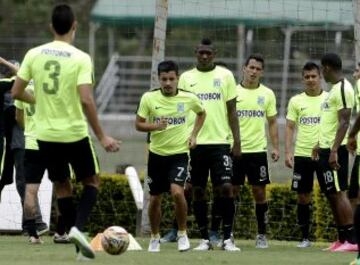 Atlético Nacional es el líder de la Liga Águila y enfrentará a Junior que también lucha por el primer lugar.