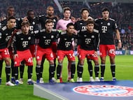 Soccer Football - UEFA Champions League - PSV Eindhoven v Bayern Munich - Philips Stadion, Eindhoven, Netherlands - January 28, 2026 Bayern Munich players pose for a team group photo before the match REUTERS/Piroschka Van De Wouw