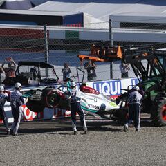 Mercedes al hoyo y Verstappen al bollo