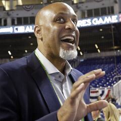 La Asociación de Jugadores de la MLB seguirá con Tony Clark