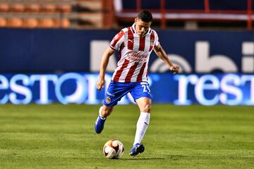 El mediocampista rojiblanco es del total gusto de Víctor Manuel Vucetich. Alan Torres disputó cuatro partidos en el Guardianes 2020 y en el presente torneo suma 233 minutos repartidos en las cinco primeras jornadas. Lalo Torres juega a menudo con Jesús Molina en la mitad de la cancha y parece que le va ganando la partida a Fernando Beltrán en esta posición.