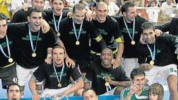 <b>LANZADOS. </b>Interviú Fadesa ha comenzado la temporada de la mejor forma posible al conquistar la Supercopa de España en Benicarló.