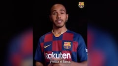 El campeón de F1 envió ánimo a los jugadores del Barça