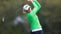 Stacy Lewis tras un golpe.