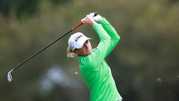 Stacy Lewis tras un golpe.