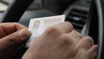 Ley Jacinta: conoce los nuevos requisitos que se exigirían en Chile para viajar en moto y las multas que arriesgan