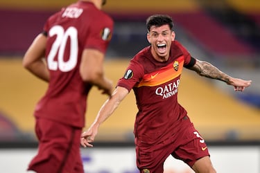 El central brasileño encontró en la Roma el lugar perfecto para crecer. Firme, rápido y seguro con el balón, se ganó un sitio en el once con actuaciones de mucha personalidad. Finalmente la Roma ejecutó el fichaje del zaguero brasileño por alrededor de 12 millones de euros. 