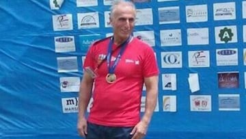 El nadador veterano Antonio S&aacute;nchez Mondejar