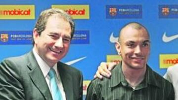 <b>REFUERZO. </b>Ari, en su presentación con el Barcelona.