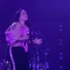 Video: Denisse Guerrero, de Belanova, vuelve a los escenarios en concierto de Carla Morrison