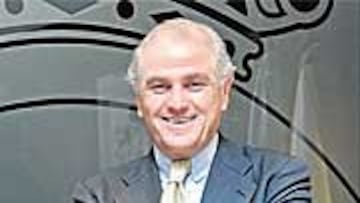 <b>POSE PRESIDENCIAL. </b>Calderón posó en la nueva sala de juntas.