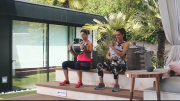 Así ayuda Alejandro a su madre, Pilar Rubio, a ponerse en forma.