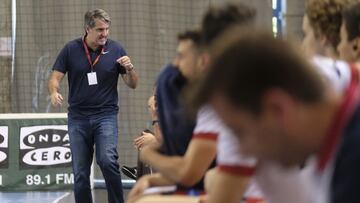 Primer partido del Bar?a en el Palau con Ortega de entrenador