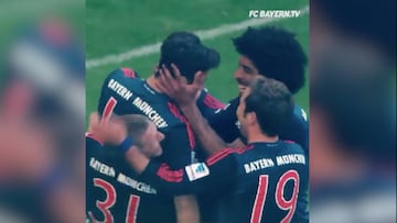 El Bayern celebra el cumpleaños de Pizarro con precioso video