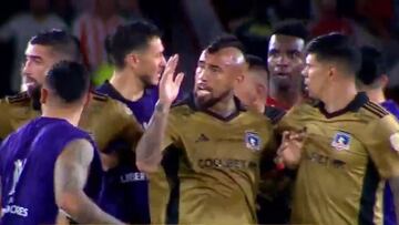 Vidal comenzó a festejar la clasificación y Junior explotó: ¡le querían pegar!