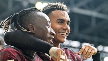 Diomande y Nusa, puñales de Champions