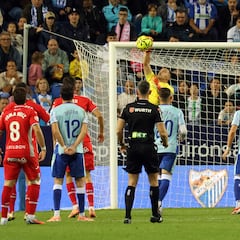 El Málaga se desangra por los añadidos