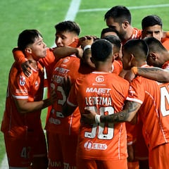 Cobreloa sorprende con el fichaje de un zaguero de Primera División: llega de Everton