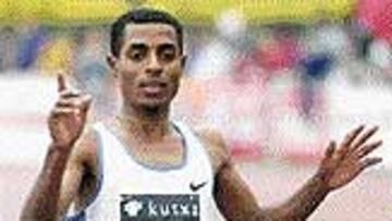 <b>ESTRELLA.</B> Bekele, campeón mundial.