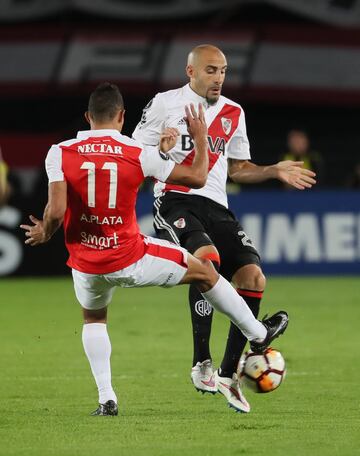 Santa Fe queda con 4 puntos y River es lider con 11 unidades.