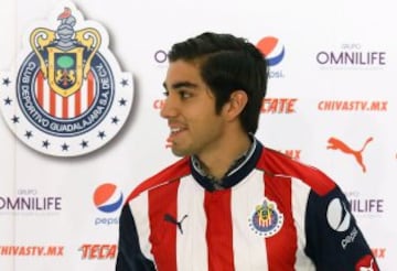 Su llegada al Guadalajara es con grandes expectativas. Su principal función será abastecer de balones a Pulido según palabras de Almeyda.