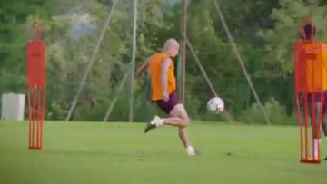 Golazo de Pablo Zabaleta para dar la bienvenida a Joe Hart