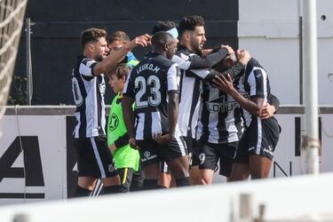 El Sabadell pesca un punto que frena la escalada de la Balona