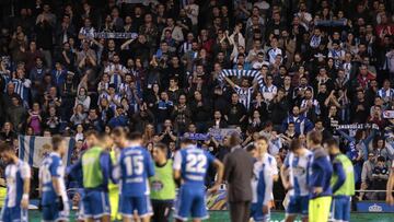 La afici&oacute;n del Deportivo no abandona a su equipo en Segunda y supera los 20.000 abonados