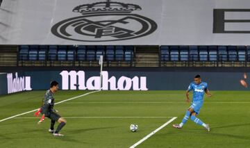 El VAR y el árbitro Sánchez Martínez anularon un gol a Rodrigo Moreno.