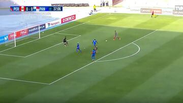 El futbolista de Universitario puso por delante antes del descanso a Perú ante Panamá en el duelo amistoso que midió a ambas selecciones en Lima.