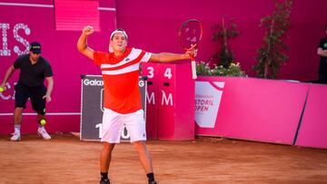 ESTORIL, PORTUGAL - APRIL 28: Sebastien Baez from Argentina celebrates match point while competes against Marin Cilic from Croatia during Millennium Estoril Open ATP 250 tennis tournament, at the Clube de Tenis do Estoril on April 28, 2022 in Estoril, Portugal. (Photo by Carlos Rodrigues/Getty Images)