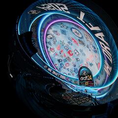 How many rounds are there in the NHL draft? How many players are selected?