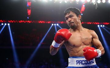 Manny Pacquiao es famoso por ser uno de los mejores pugilistas libra por libra de la historia, pero con habilidades como actor y cantante además de haber ejercido como político en su país natal le hizo romper paradigmas y practicar otro deporte a nivel profesional.