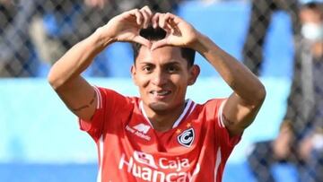 Kevin Sandoval: “Tengo la ilusión de campeonar con Cienciano”