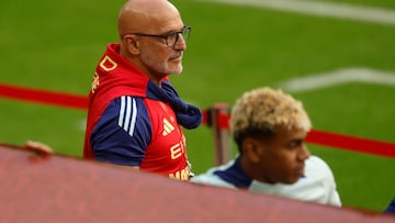 04/09/25 PARTIDO CLASIFICATORIO MUNDIAL 2030
TURQUIA - ESPAÑA
ENTRENAMIENTO
LAMINE YAMAL Y LUIS DE LA FUENTE