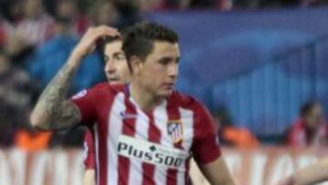 Gim&eacute;nez, durante el partido ante el PSV.