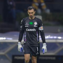 Marcelo Barovero se aleja de Atlético de San Luis