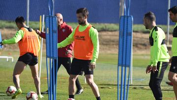 26/02/19 ENTRENAMIENTO DEL HUESCA 
 
 MIRAMON
 
 