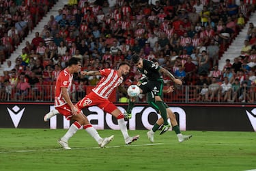 Aprobados y suspensos del Racing en Almería: Jeremy demuestra su nivel 