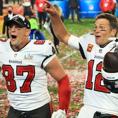 Does Rob Gronkowski really think Tom Brady could return to the New England Patriots?