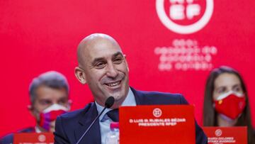 Luis Rubiales quiere el Mundial para España y está haciendo un gran trabajo en la UEFA para conseguirlo