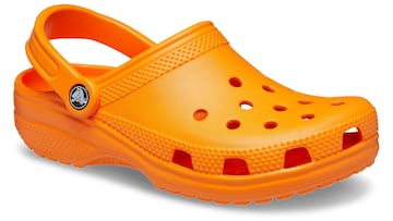Zapatillas Crocs Classic Clogs naranjas en Amazon