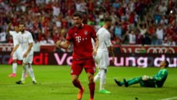 Beckenbauer: "Lewandowski es candidato a ir al Real Madrid"