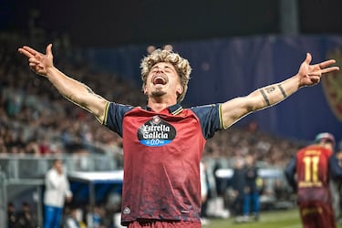 Su lanzamiento de falta, previo toque de Yeremay, recordó a los lanzamientos de otros tiempos. Junto a Yeremay aumenta sus prestaciones.