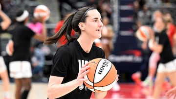 Caitlin Clark is the 2024 WNBA Rookie of the Year