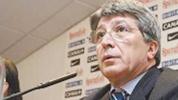 <b>ENFERMO. </b>Cerezo no puede asistir porque sufre una hernia.