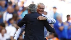 Leicester - Manchester United: Community Shield best images